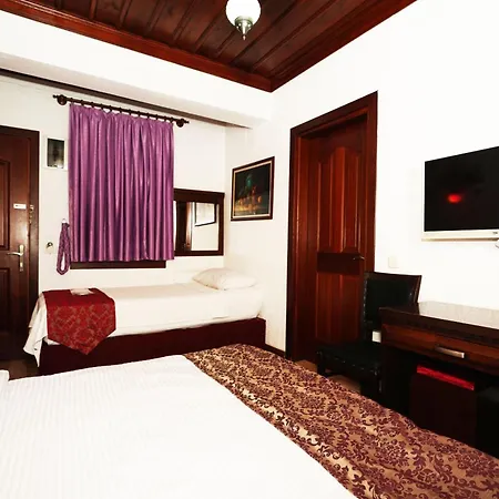 Cicerone Hotell 4*